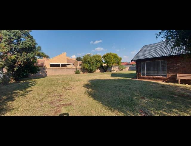 3 BEDROOM PROPERTY TO RENT IN ERASMIA
